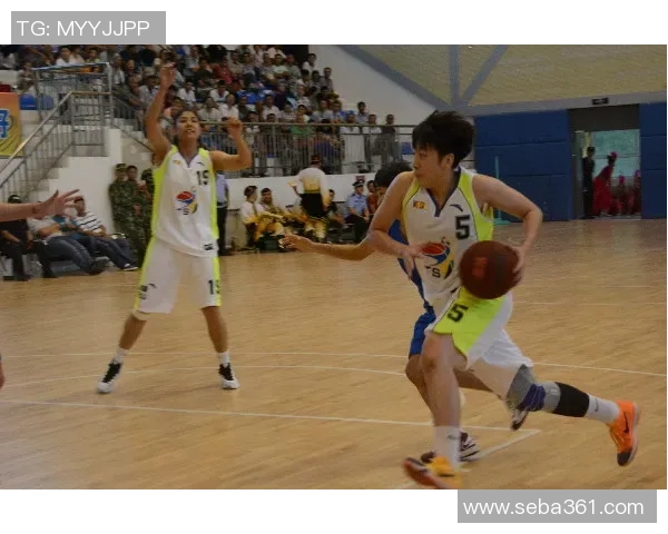 新疆与四川篮球对决直播精彩瞬间全记录敬请关注赛事动态与分析